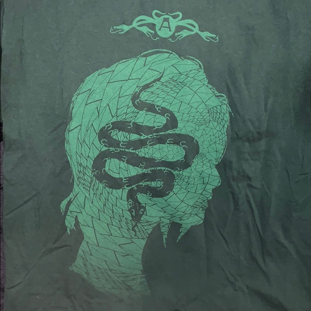 HP Basilisk LootBox merch Very unique never worn